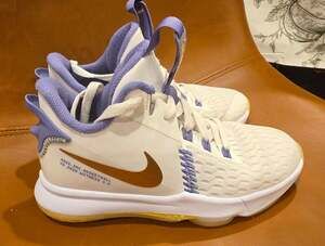 Nike LeBron Witness 5 Size 3Y White Metallic Bronze Basketball Shoes